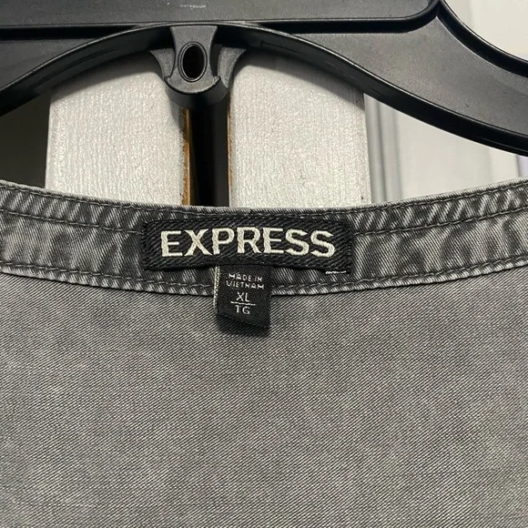 Dress - Picture 3 of 4